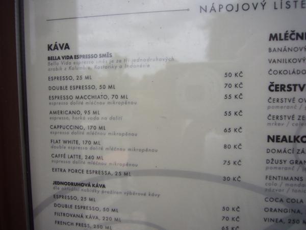 Nabídka kávy v Bella Vida café